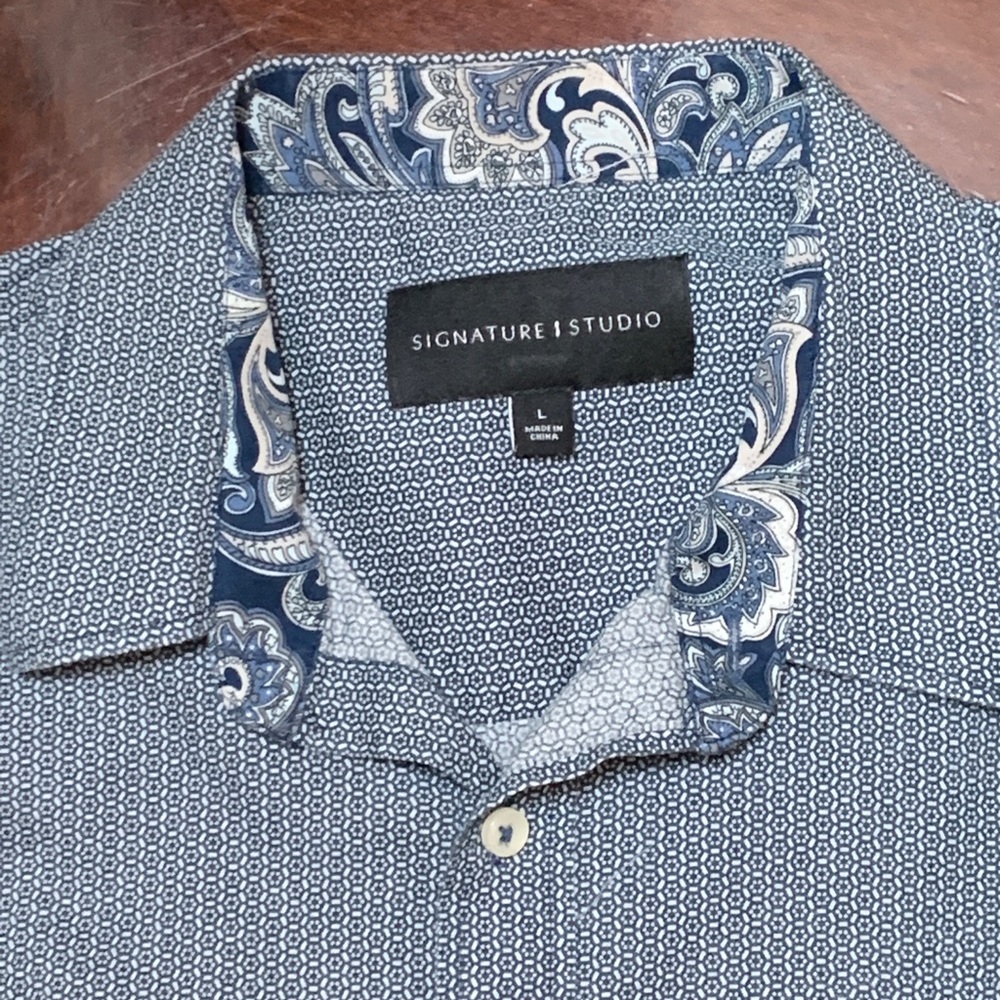 Signature Studio button up - Picture 5 of 5